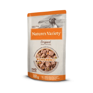 Comida humeda para perros de pollo y carne de res Amalias Nutra 85 gr Caja  * 60 und